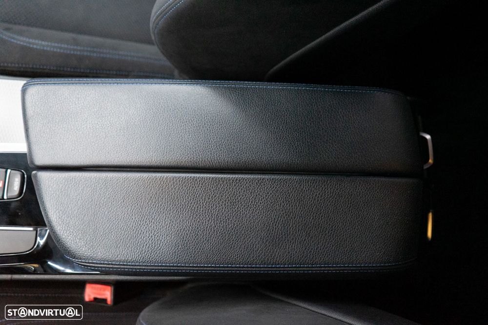 BMW 520 d Pack M Auto - 23
