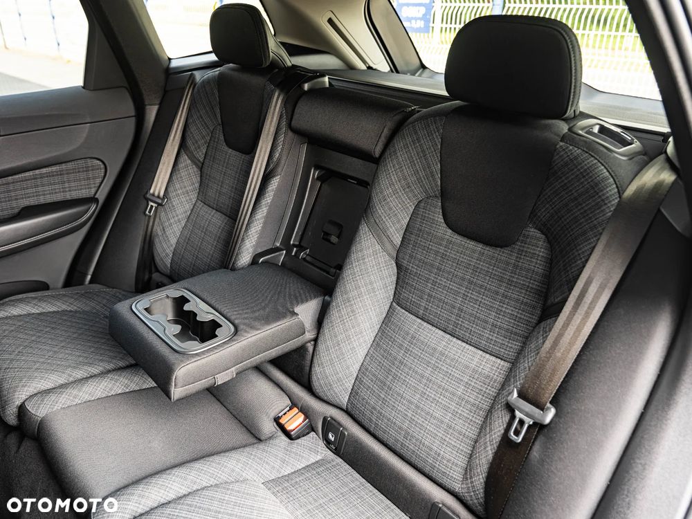 Volvo XC 60 B4 D Core - 30