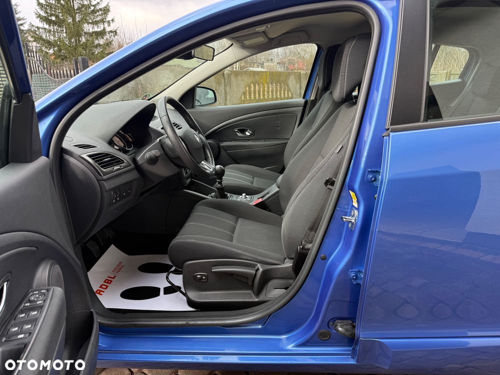 Renault Megane ENERGY TCe 115 Start & Stop Bose Edition - 10