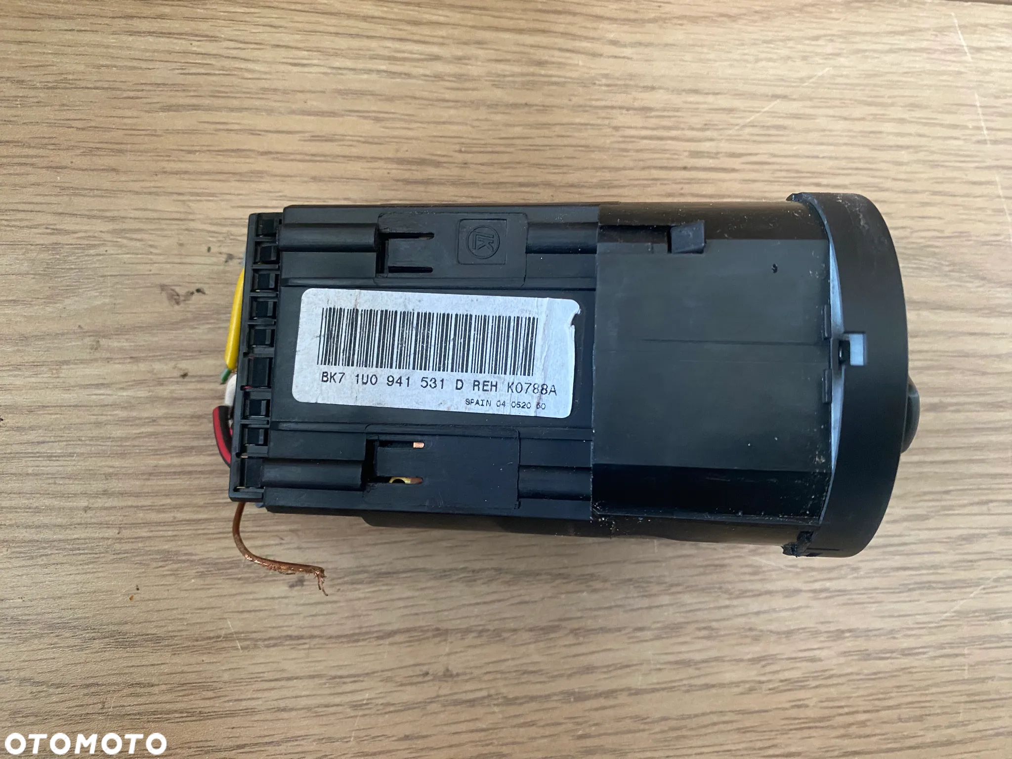 WŁĄCZNIK PRZEŁĄCZNIK ŚWIATEŁ SKODA FABIA II SUPERB 1U0941531D - 2