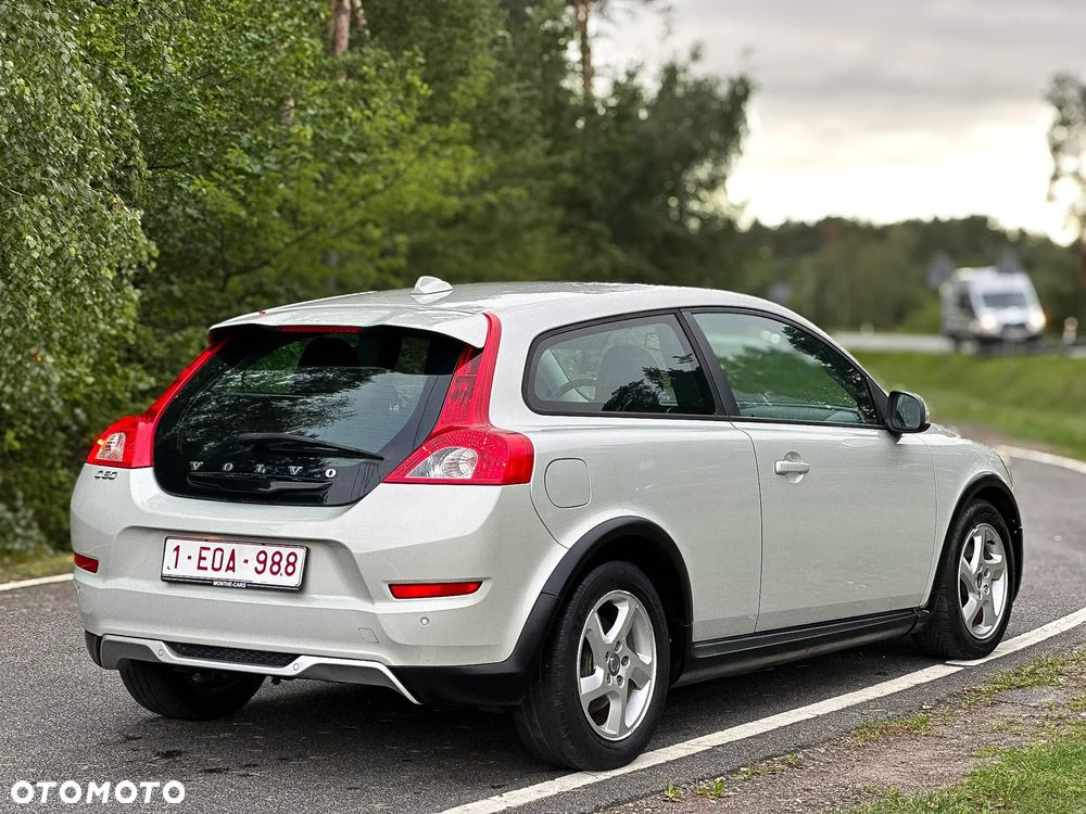 Volvo C30 D2 Momentum - 15