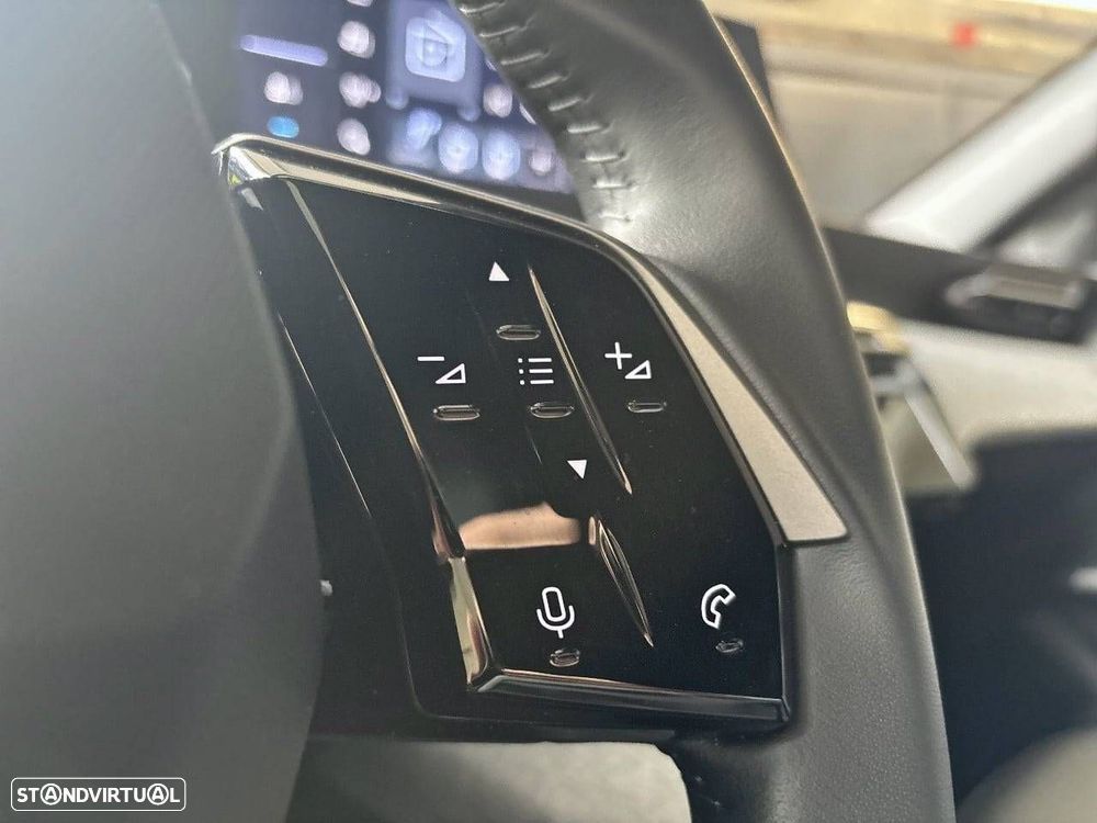 Peugeot 3008 1.2 Hybrid Allure e-DCS6 - 17