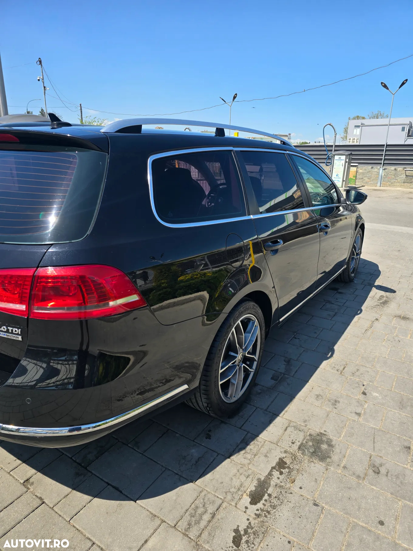 Volkswagen Passat Variant 2.0 TDI Blue TDI DSG Comfortline - 8