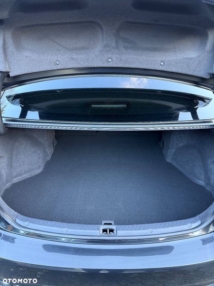 Toyota Avensis 2.0 D-4D Premium - 10