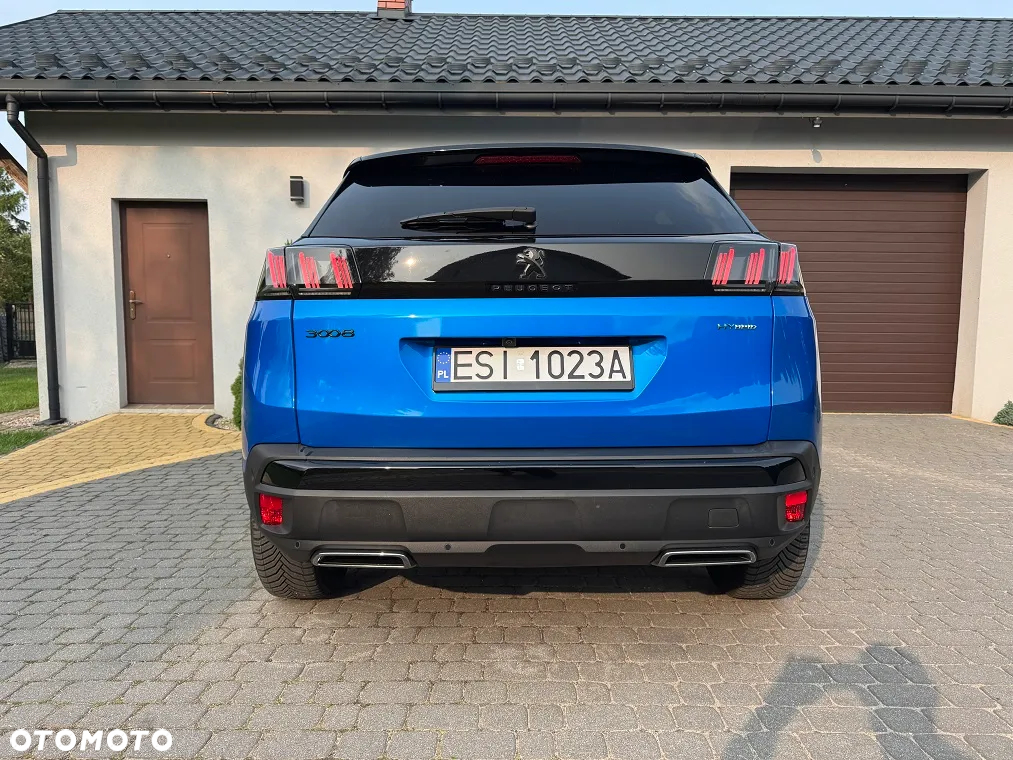Peugeot 3008 Plug-In Hybrid 225 e-EAT8 GT - 12