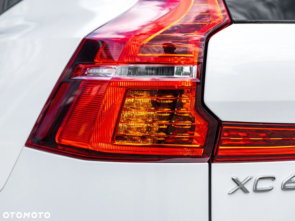 Volvo XC 60 - 8