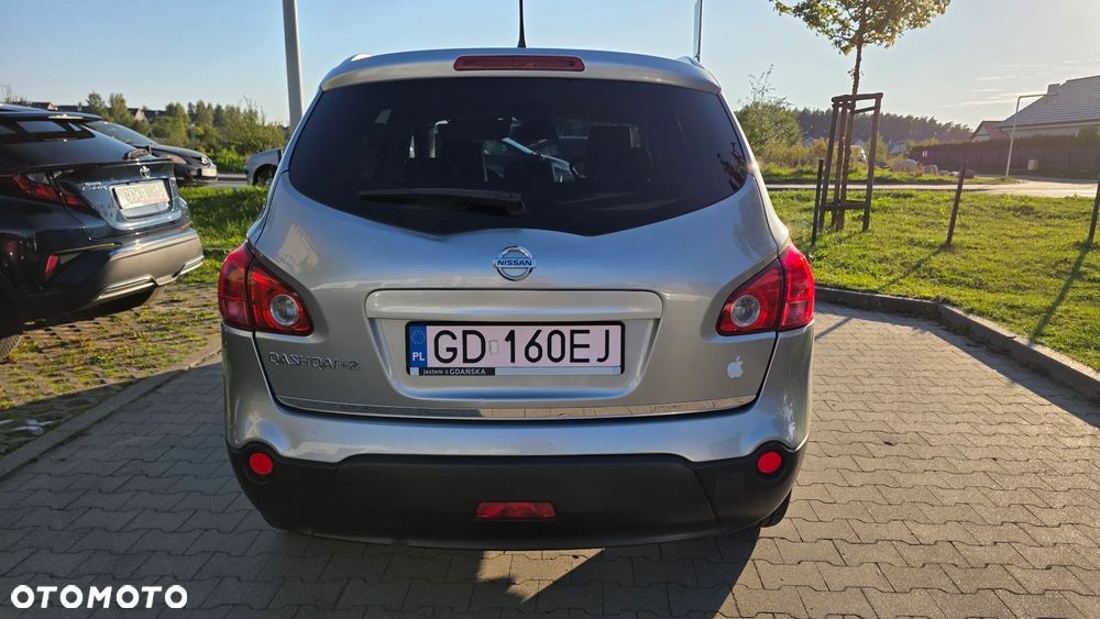 Nissan Qashqai+2 2009 photo 4