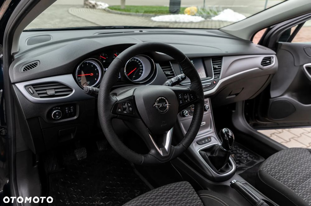 Opel Astra 1.4 Turbo Edition - 30