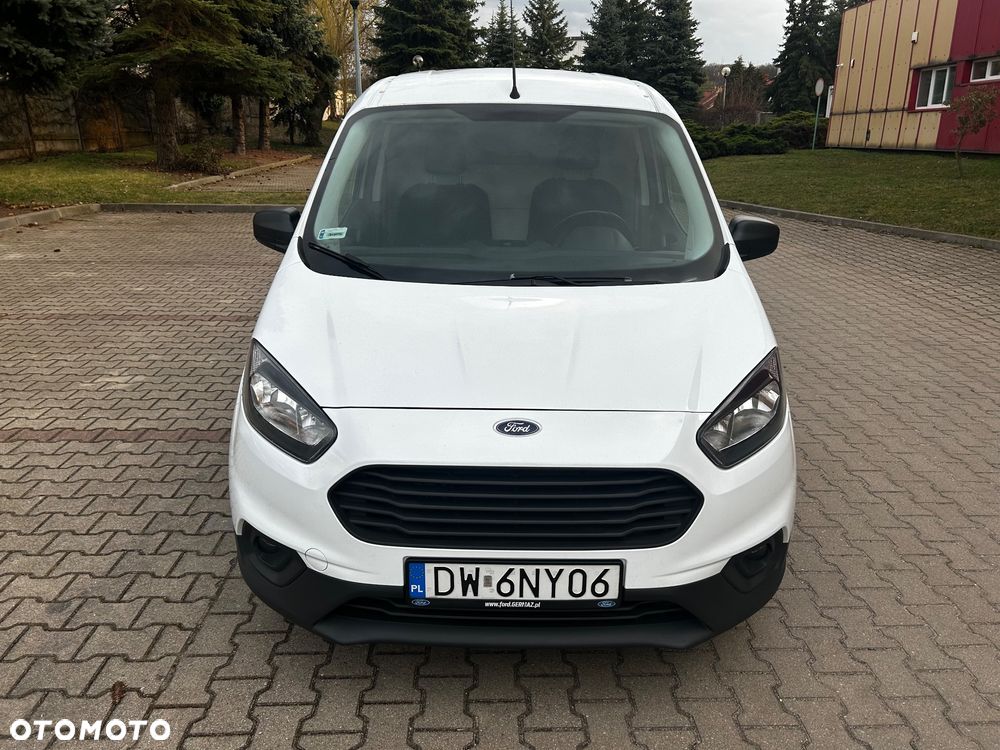 Ford Courier - 9