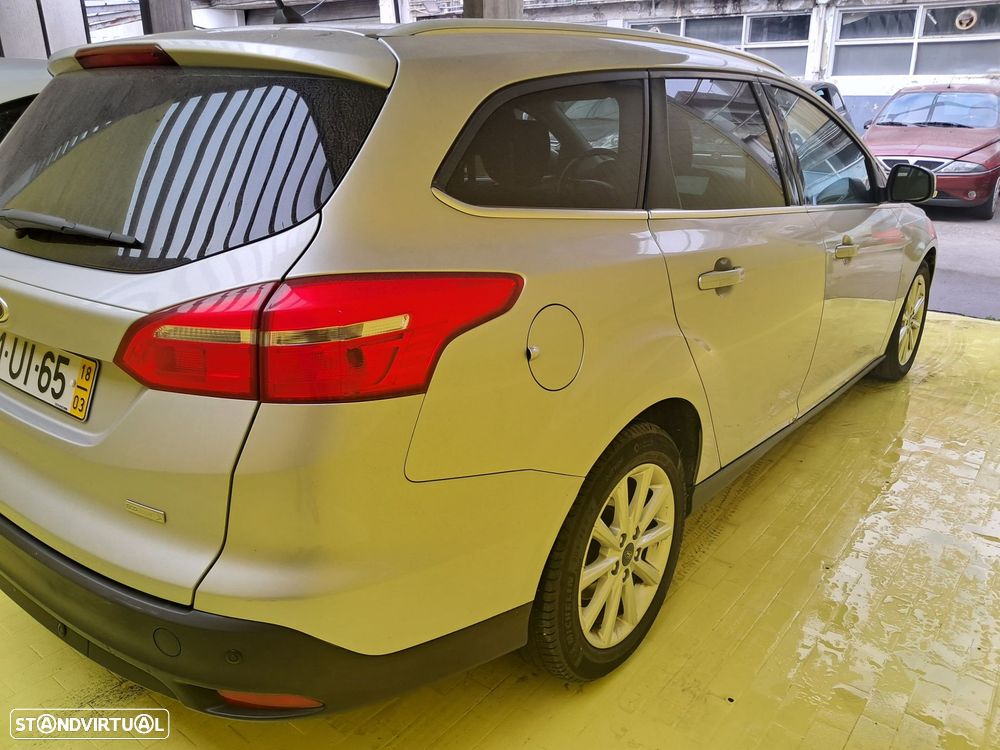 Ford Focus 1.0 EcoBoost Titanium - 15