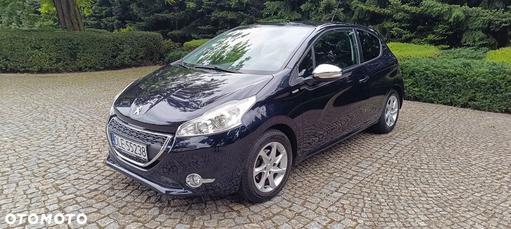 Peugeot 208 - 3