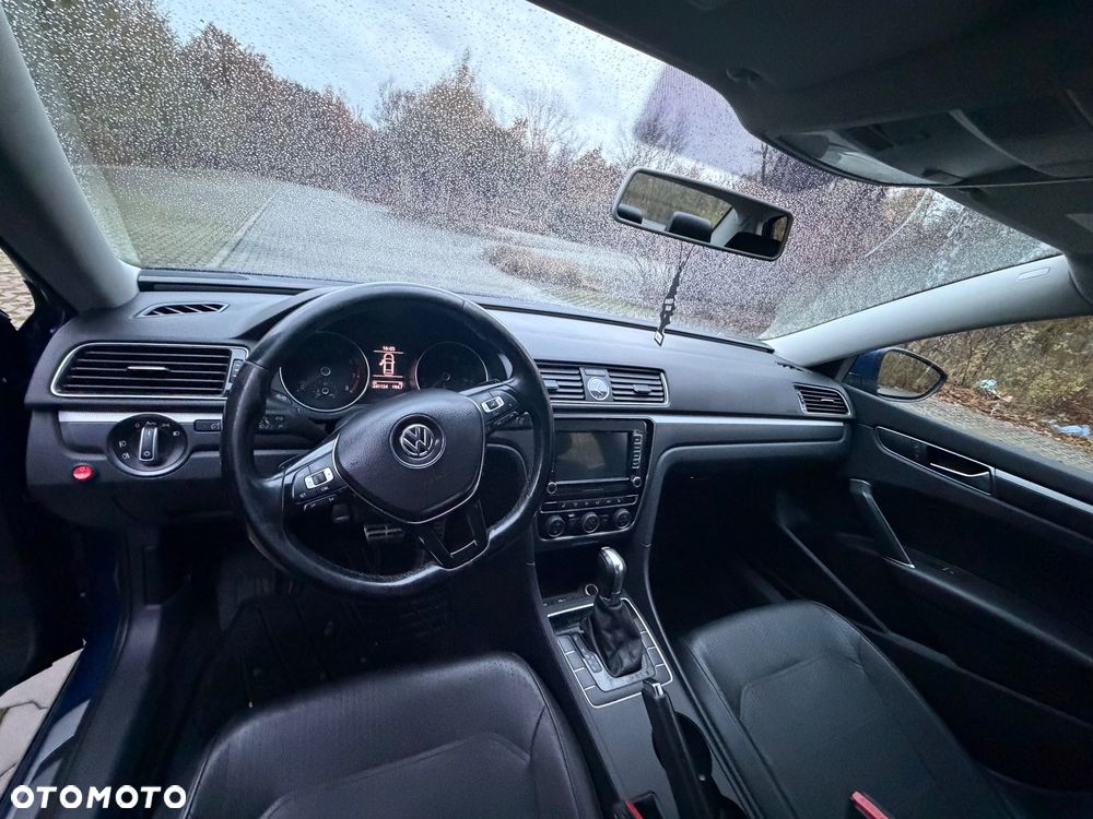 Volkswagen Passat 1.8 TSI (BlueMotion Technology) DSG Highline - 10