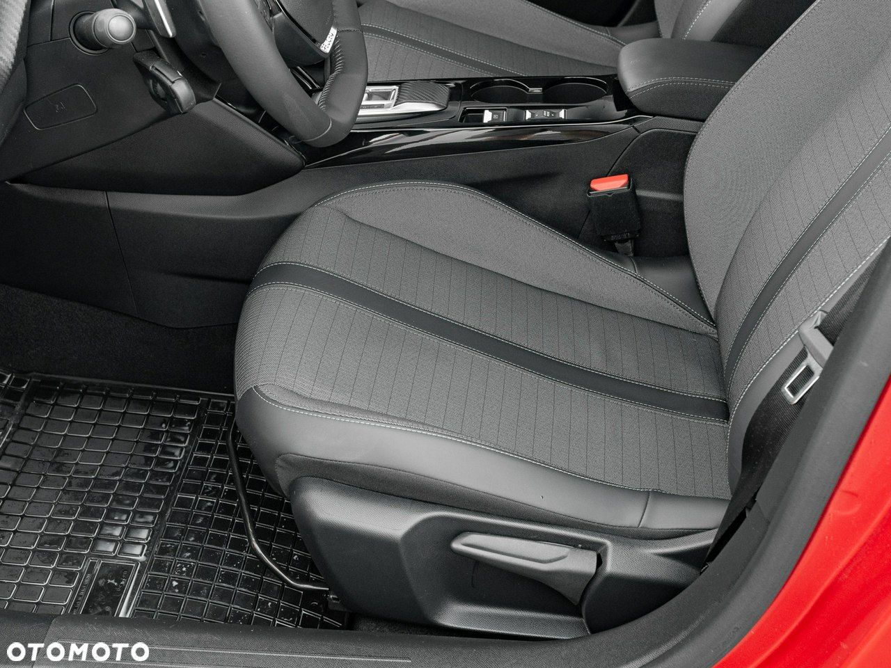 Peugeot 208 1.2 PureTech Allure S&S EAT8 - 14