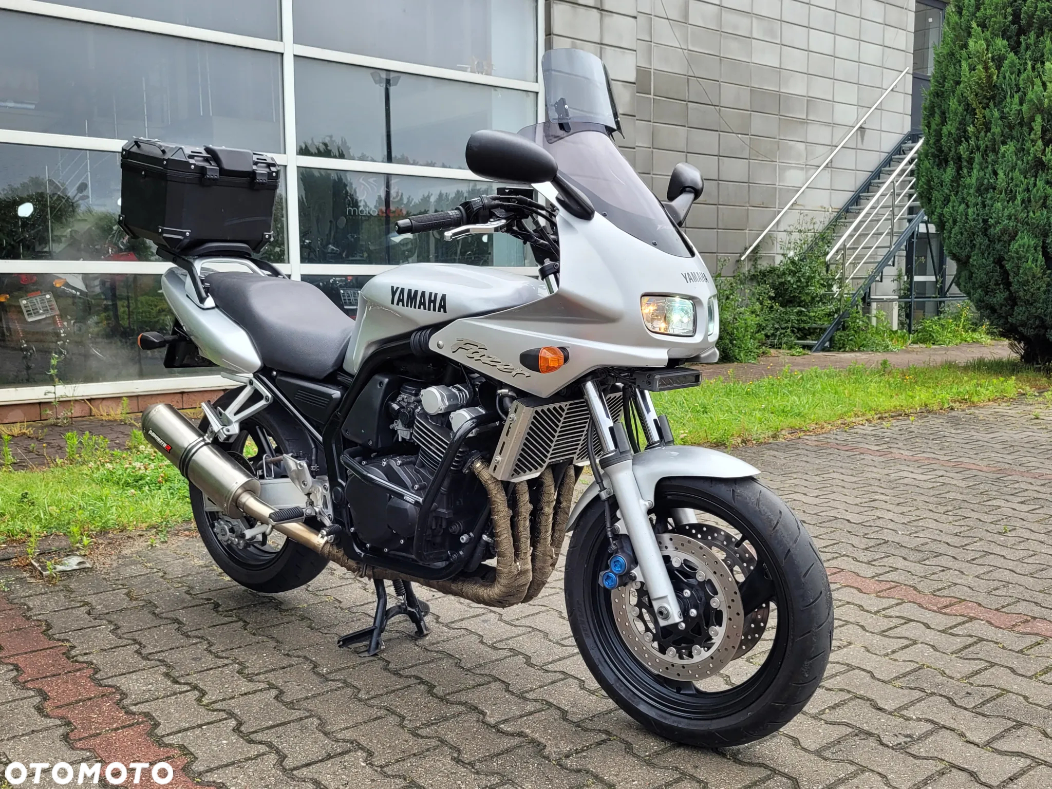 Yamaha FZS - 13