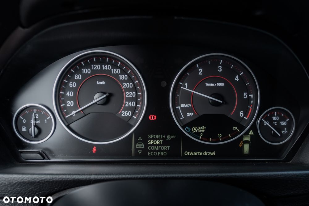 BMW Seria 3 318d Sport Line - 22