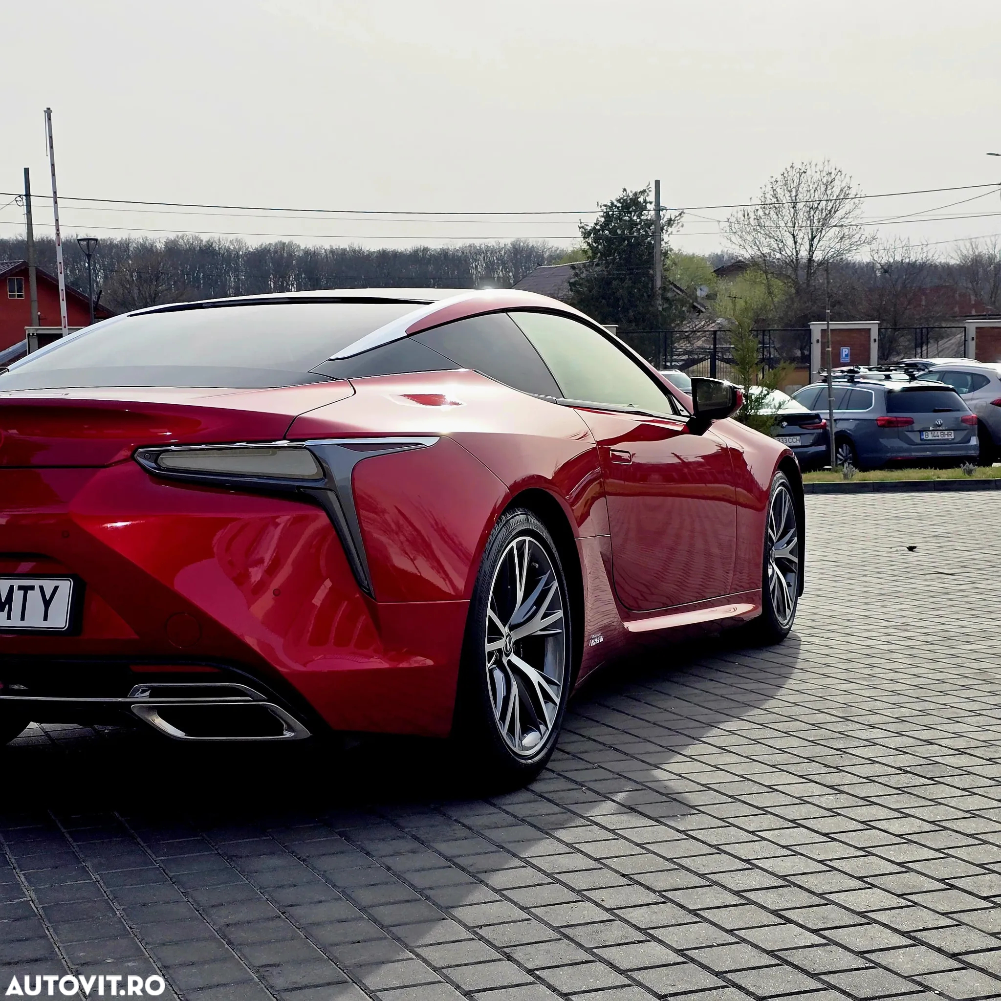 Lexus LC 500h Luxury - 14