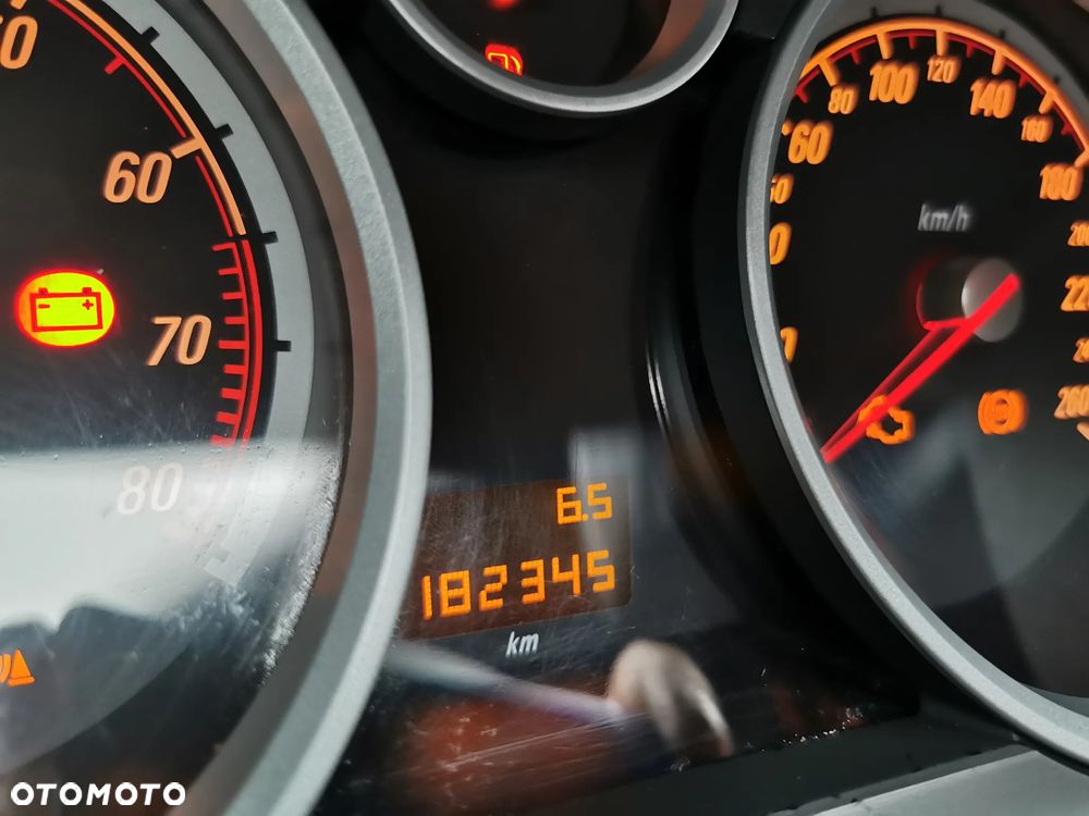 Opel Astra III GTC 1.8 Sport - 17