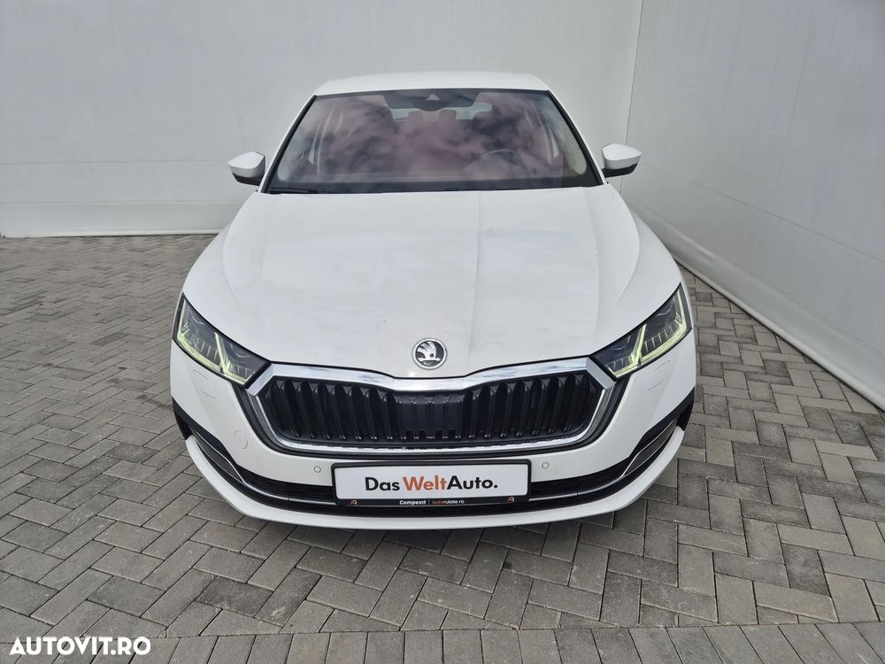 Skoda Octavia 2.0 TDI DSG Style - 8