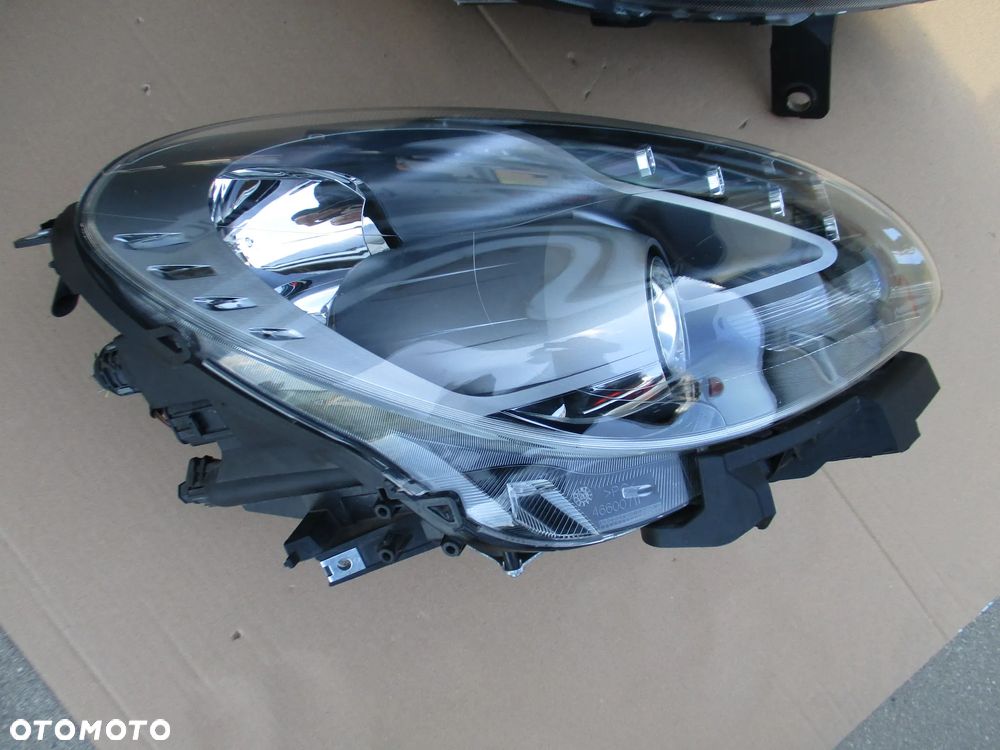 Alfa Romeo Giulietta Lift 16- LAMPA PRZÓD LEWA LUB PRAWA - 4