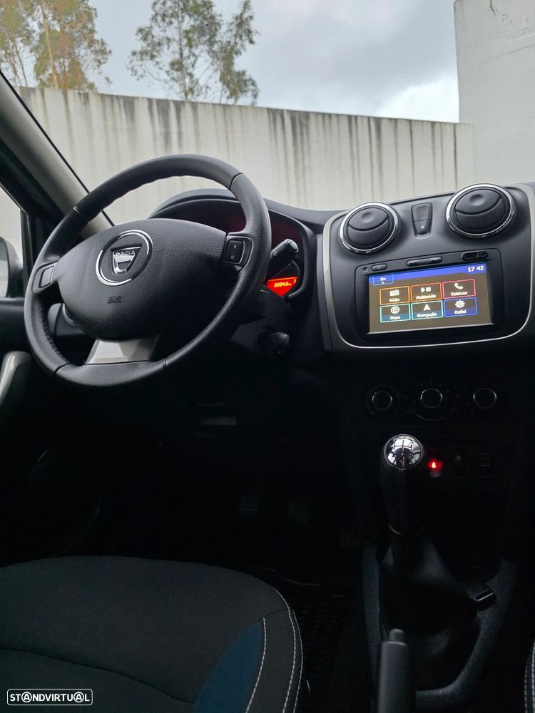 Dacia Sandero 0.9 TCe SL Explorer - 38