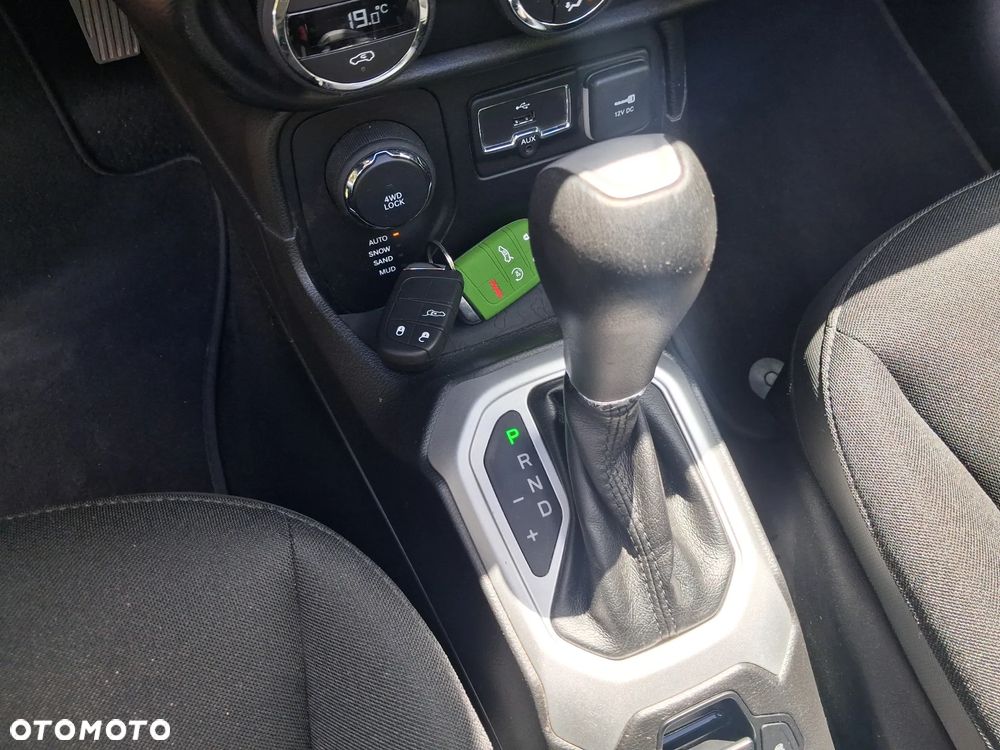 Jeep Renegade - 19