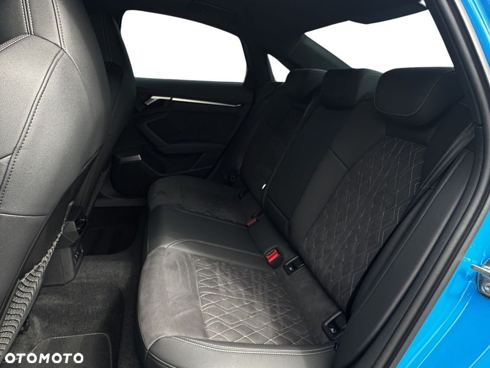 Audi S3 Limousine - 16
