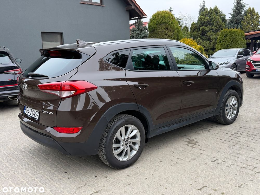 Hyundai Tucson 1.6 GDi 2WD Select - 8
