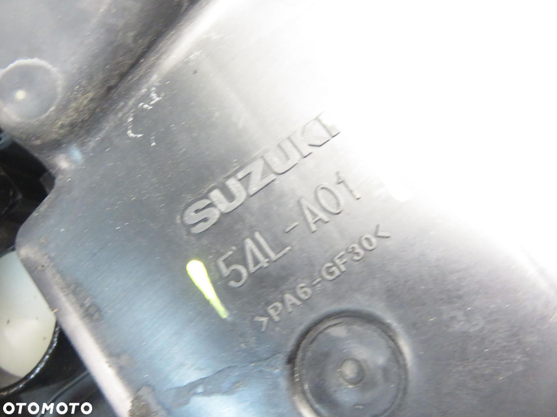 OBUDOWA FILTRA POWIETRZA SUZUKI SX4 1.6 VVT 4x4 - 4