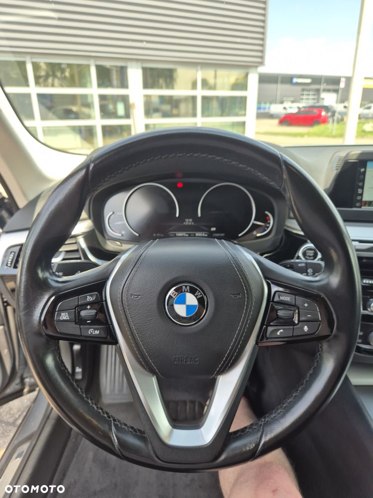 BMW Seria 5 520d - 10