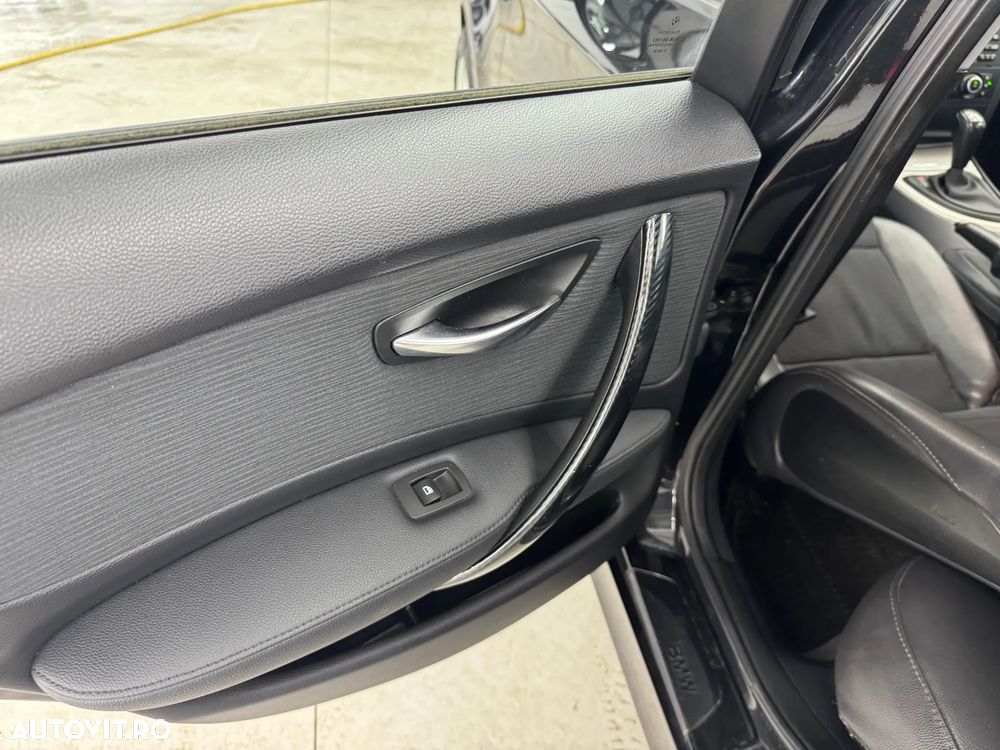 BMW Seria 1 120d DPF Aut. - 18