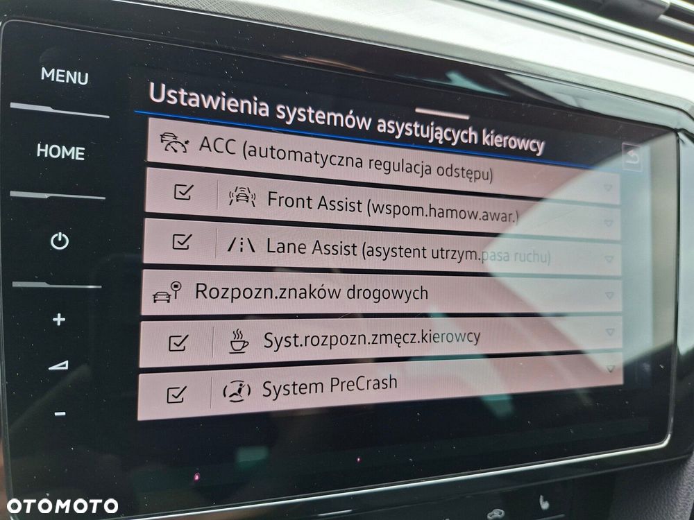 Volkswagen Passat - 25
