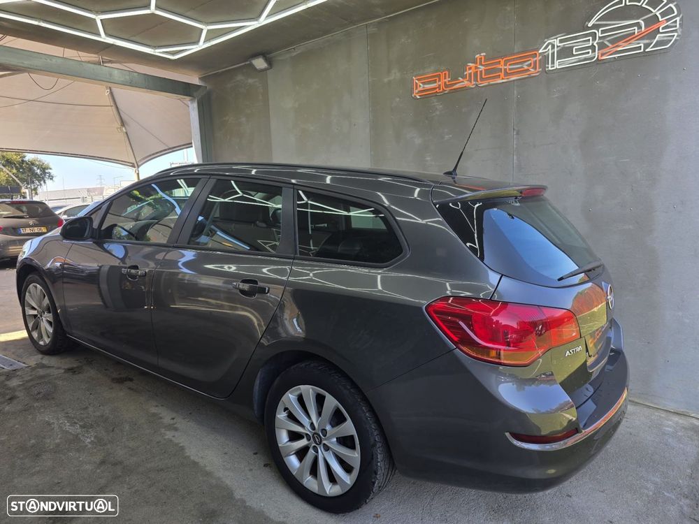 Opel Astra Sports Tourer 1.3 CDTi Cosmo S/S - 28