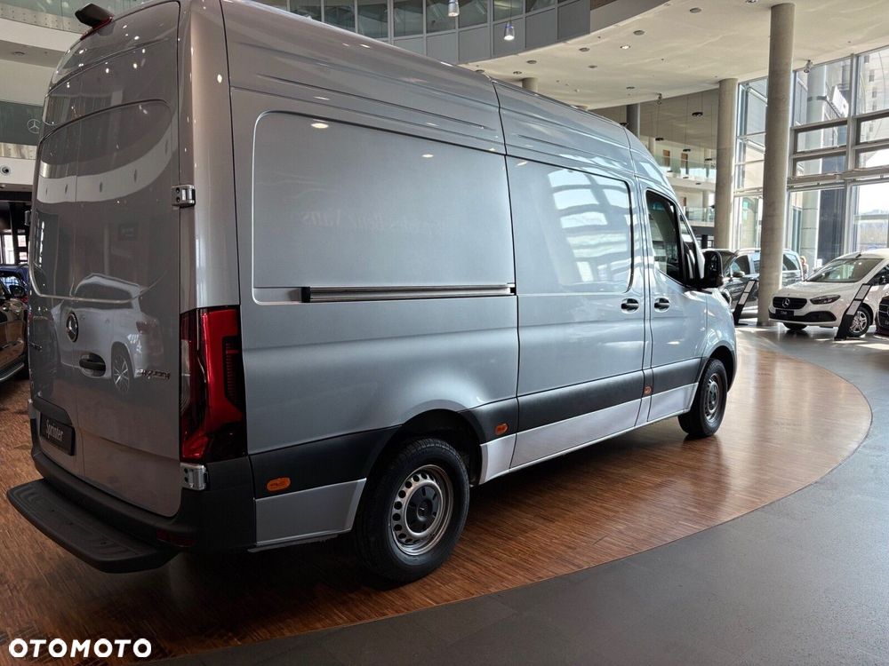 Mercedes-Benz Sprinter Furgon - 13