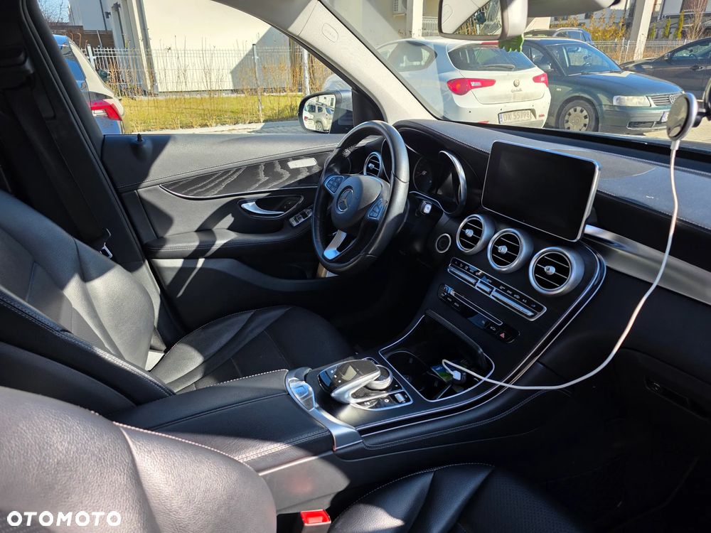 Mercedes-Benz Glc 2017 photo 5