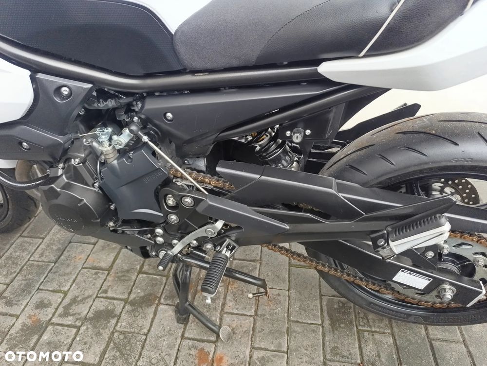 Yamaha XJ - 19