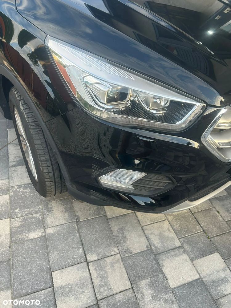 Ford Kuga 1.5 EcoBoost FWD Titanium ASS MMT6 - 7