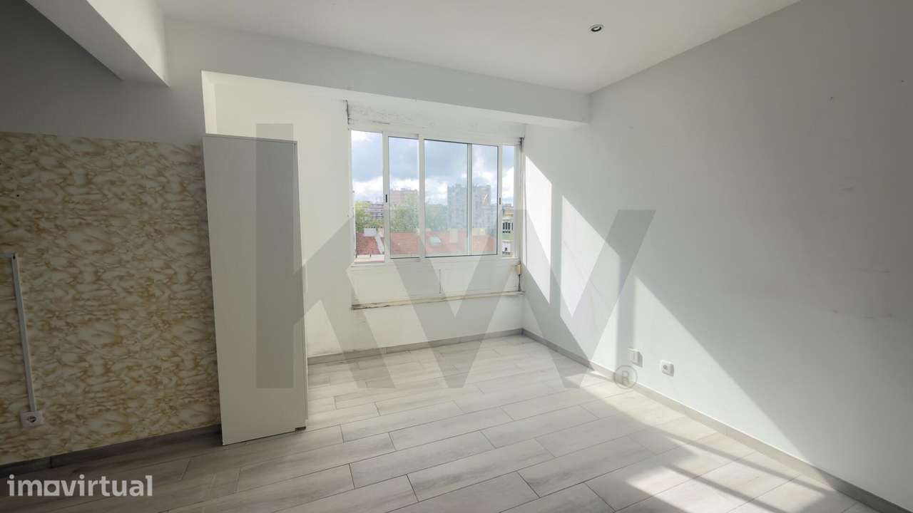 Oportunidade de Investimento: Apartamento T0 na Amadora - Grande imagem: 2/16