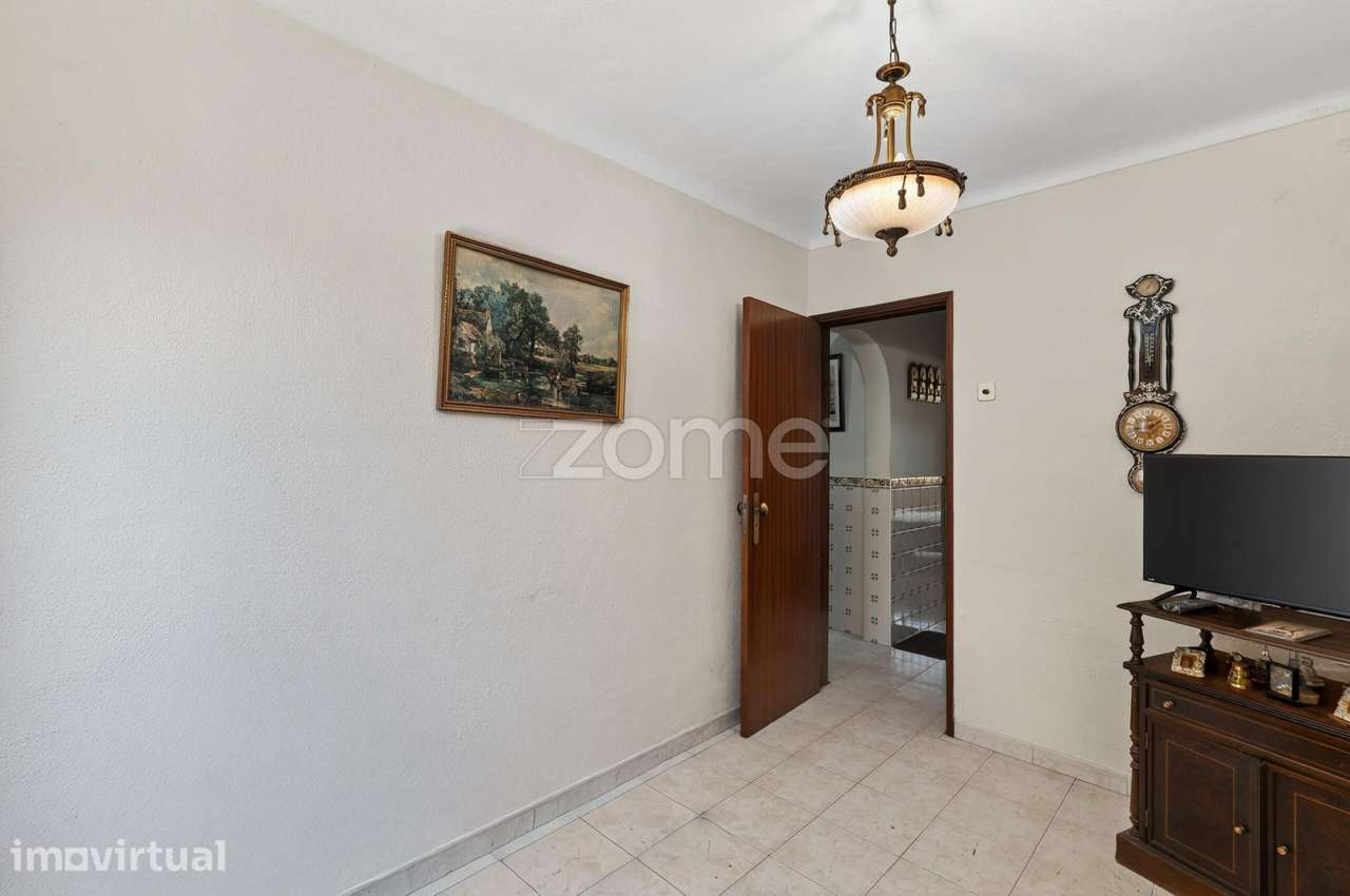 Apartamento T2 em Benfica – Localização Central. - Grande imagem: 2/19