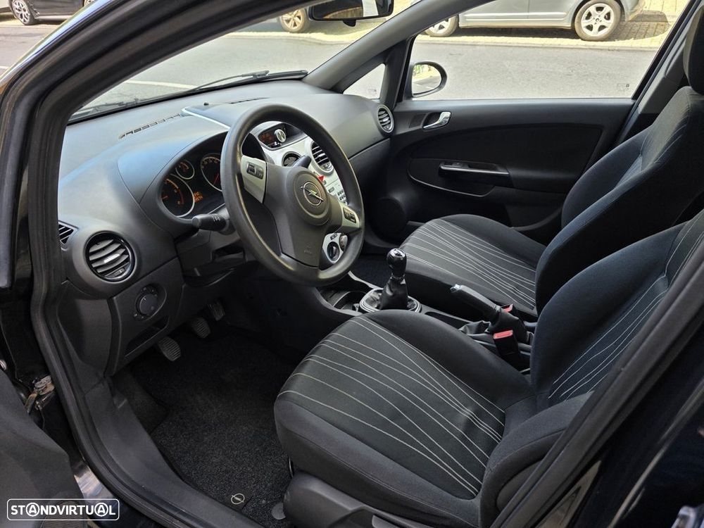 Opel Corsa 1.3 CDTI Enjoy EcoFLEX - 8