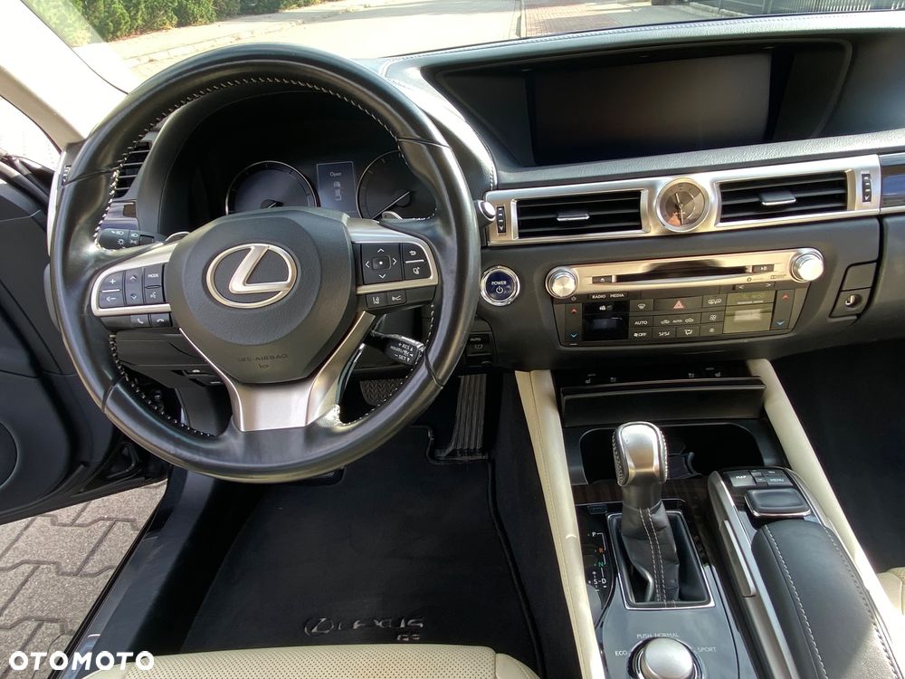 Lexus GS - 21