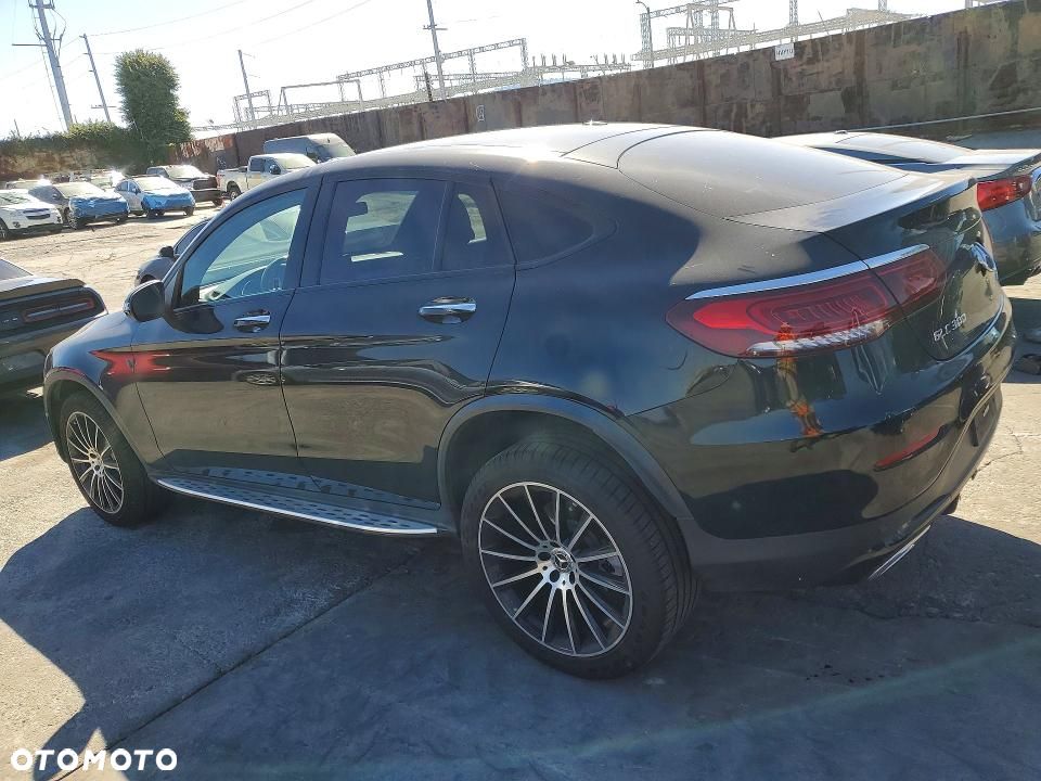 Mercedes-Benz GLC 300 4-Matic - 8