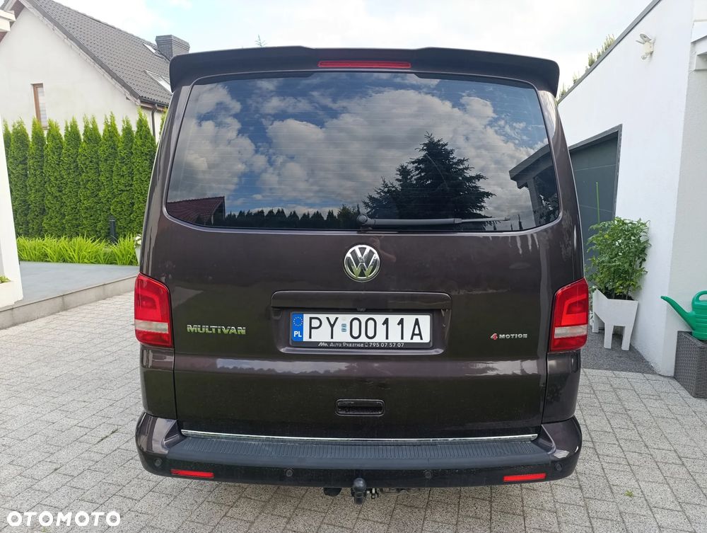 Volkswagen Multivan - 4