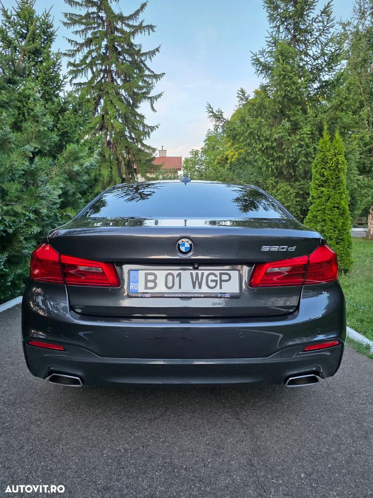 BMW Seria 5 520d Aut. M Sport Edition - 12