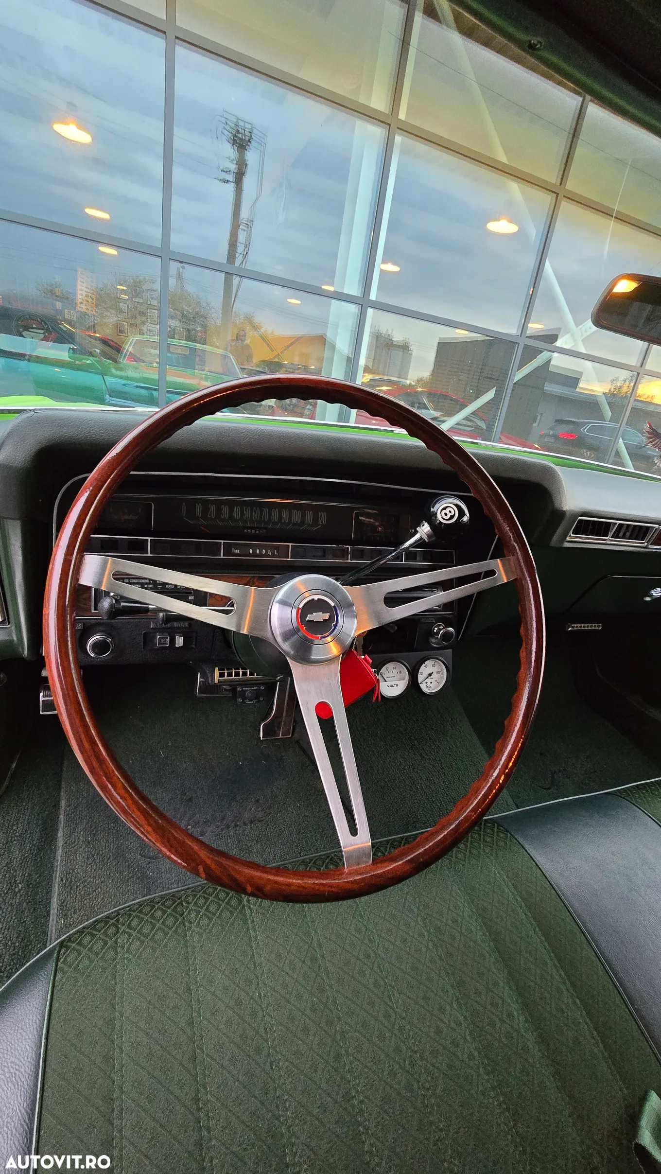 Chevrolet Impala - 16