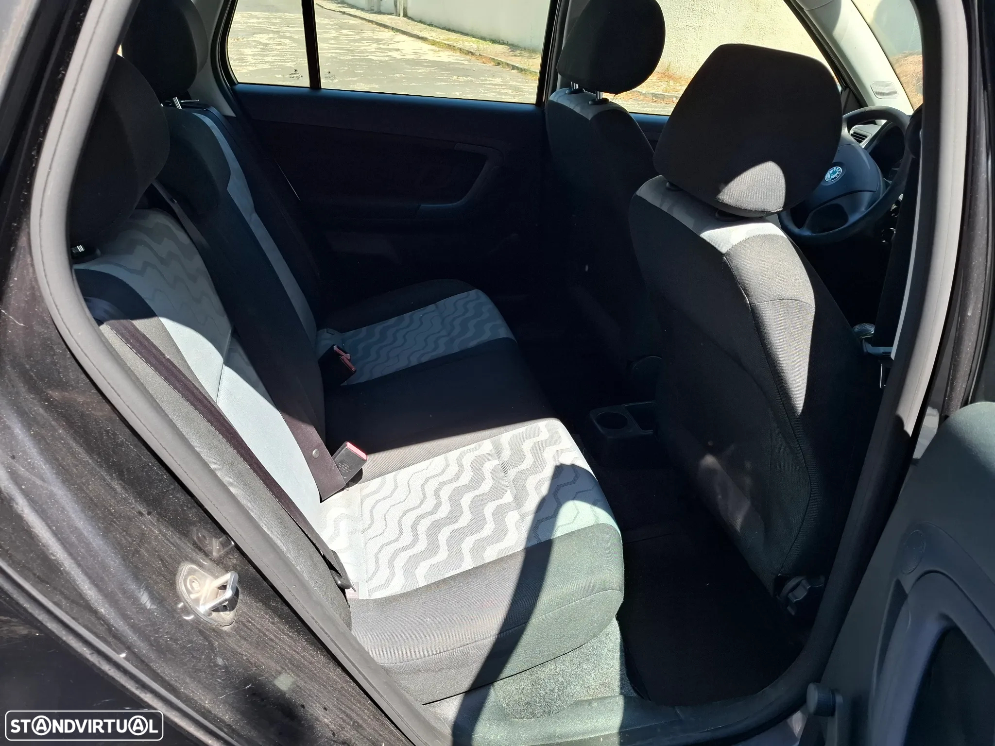 Skoda Fabia Break 1.2 Ambiente - 13
