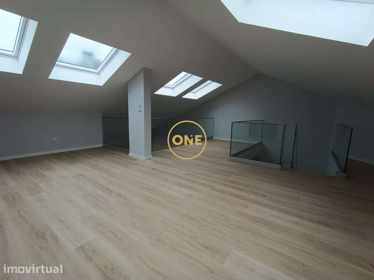 Apartamento T3+1 de Luxo em Carcavelos, Cascais - Grande imagem: 2/11