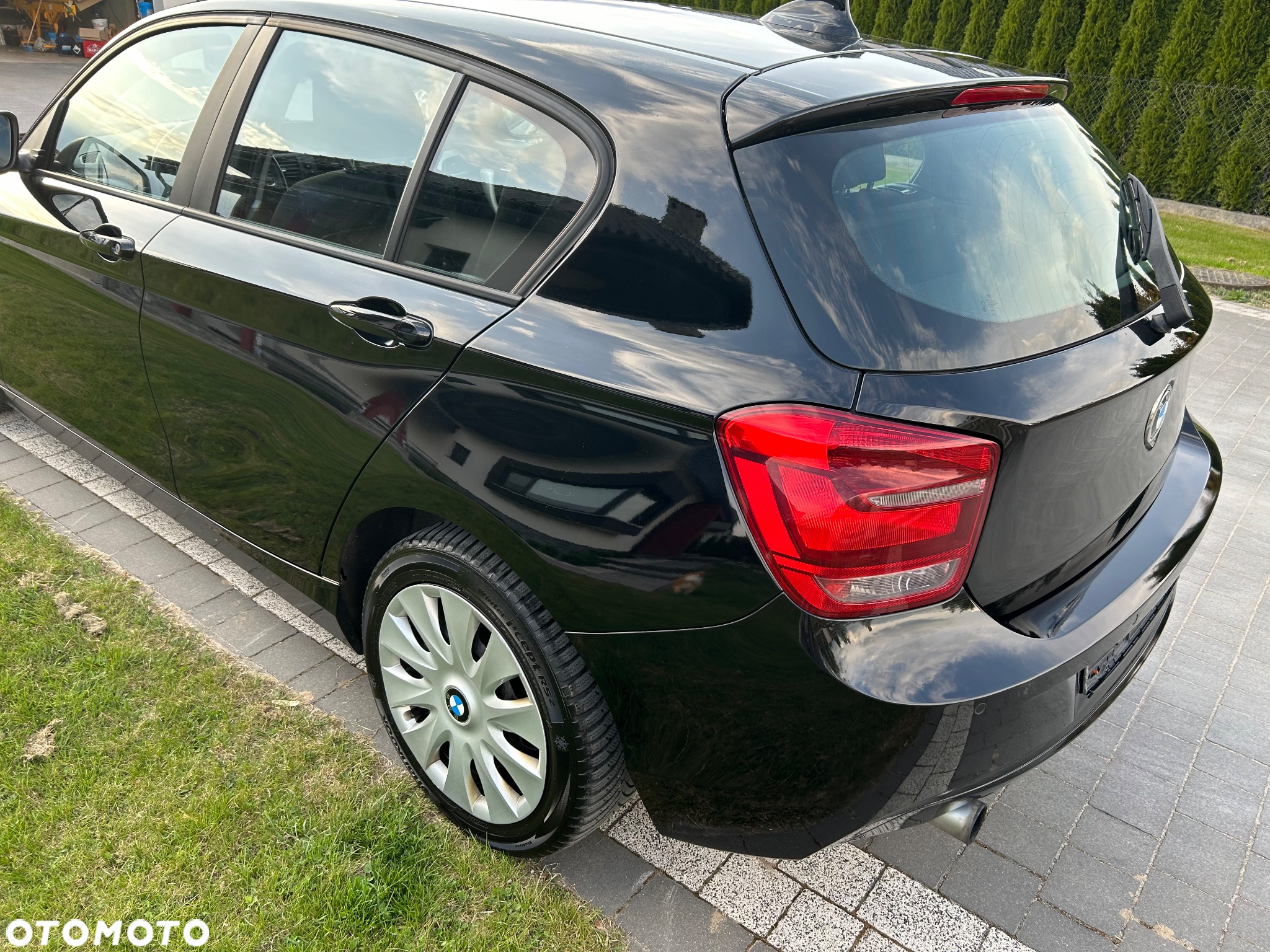 BMW Seria 1 116i - 22