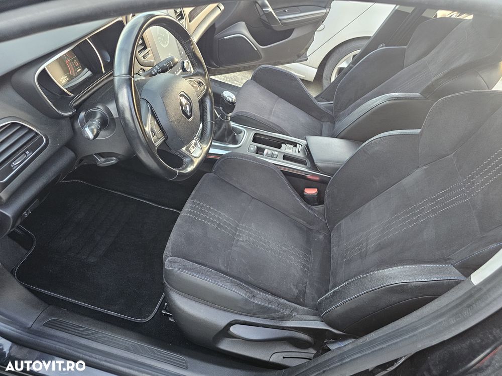 Renault Megane ENERGY dCi 130 GT LINE - 18