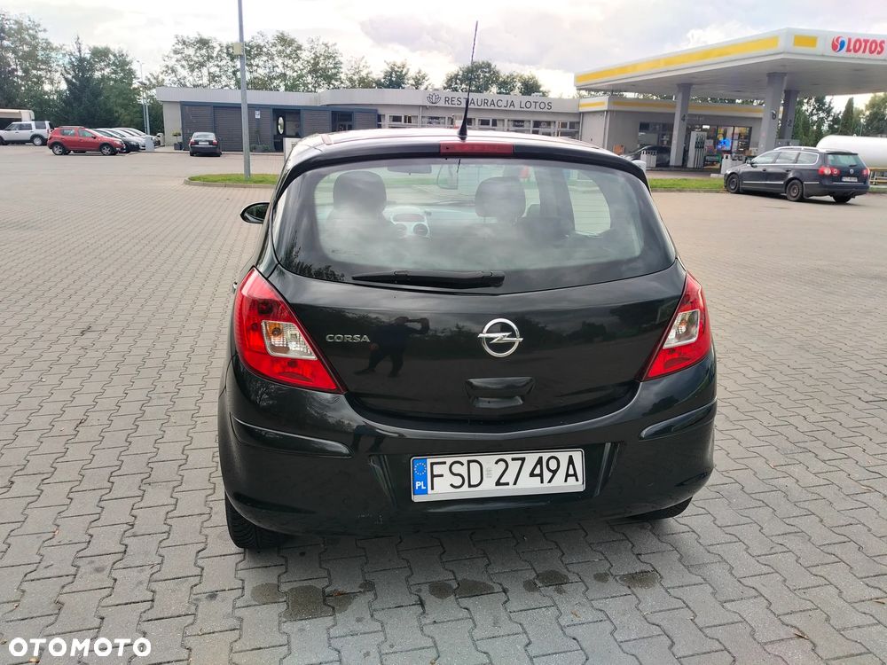 Opel Corsa - 8