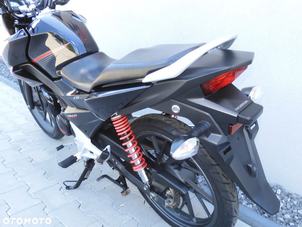 Honda CBF - 24